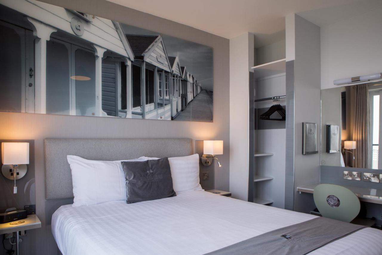 Allseasons Hotel Lowestoft Bagian luar foto