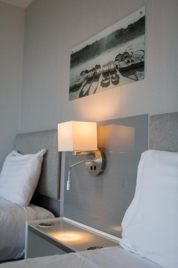 Allseasons Hotel Lowestoft Bagian luar foto