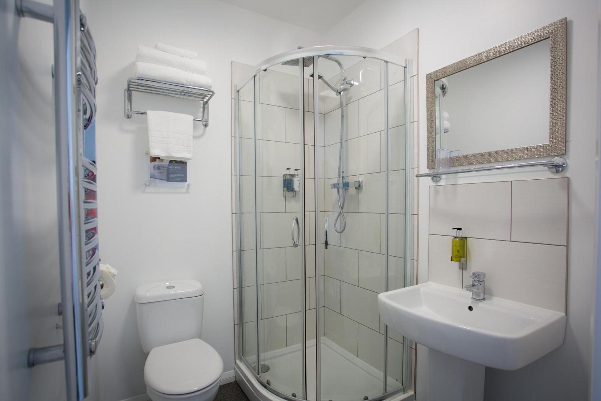 Allseasons Hotel Lowestoft Bagian luar foto